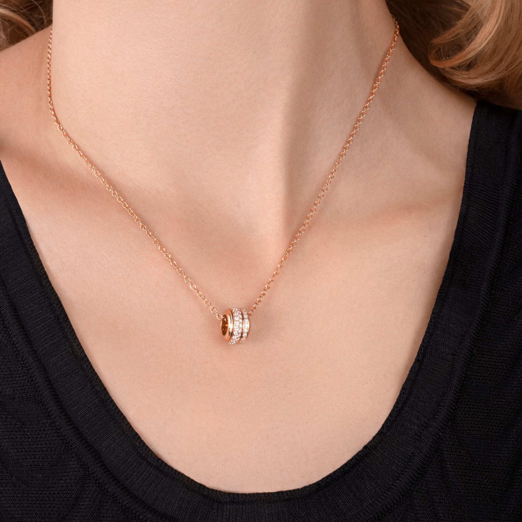 rose gold diamond pendant - piaget luxury jewellery g33p0088