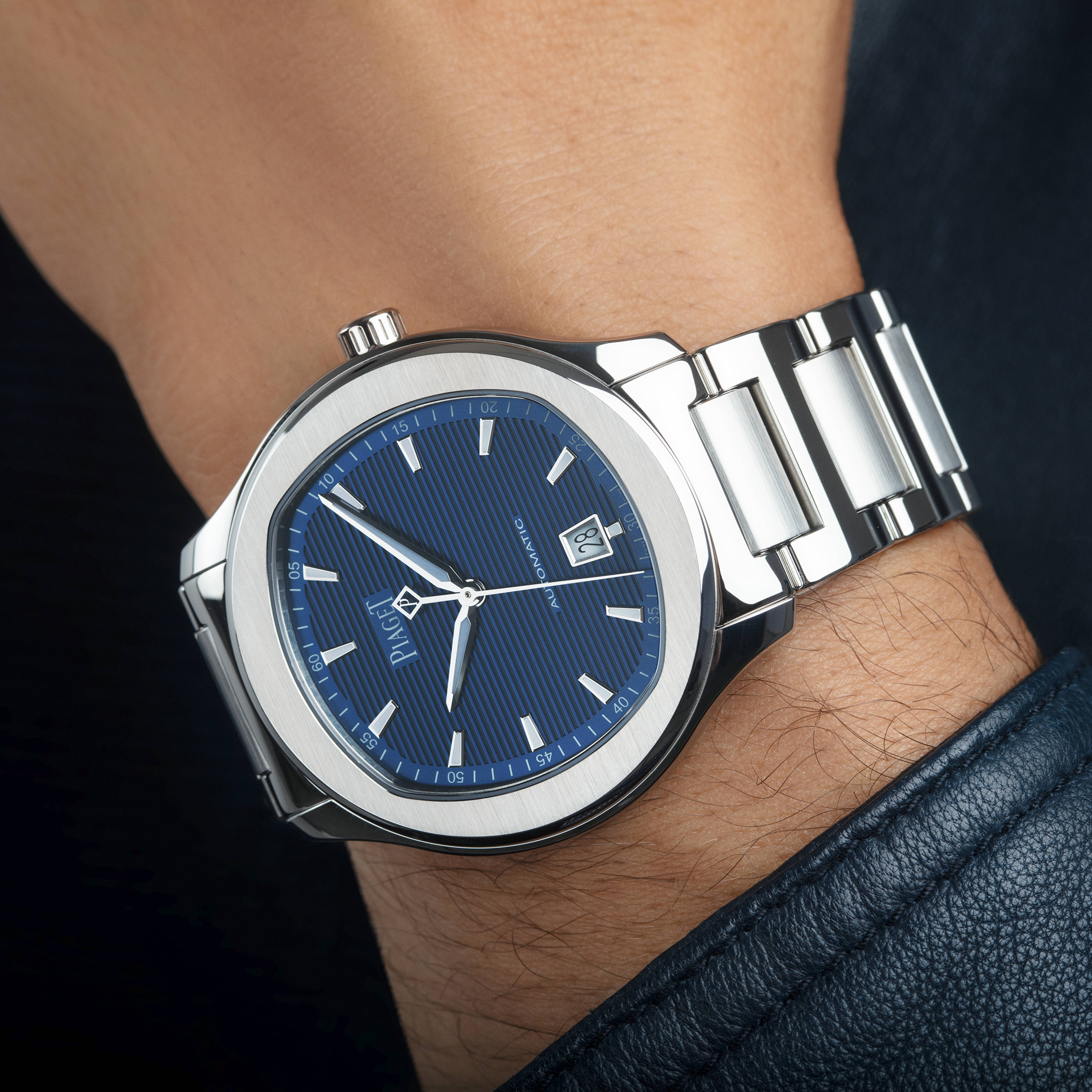 Une belle bleue.... oui mais laquelle ? - Page 2 6159ce3c36a3661c9a9730b89b43c355040cde23
