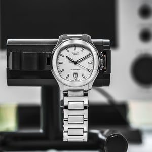 Piaget watch maintenance control