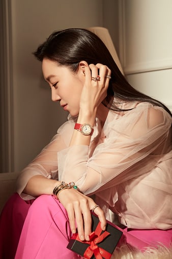 Kong Hyo-Jin wears Piaget rose gold jewellery and watch