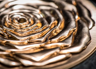Ювелирное искусство в золотых украшениях Piaget Rose