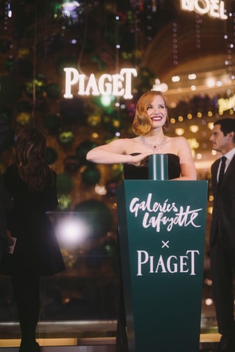 Jessica Chastain wears a white gold diamond necklace for Piaget Christmas tree inauguration
