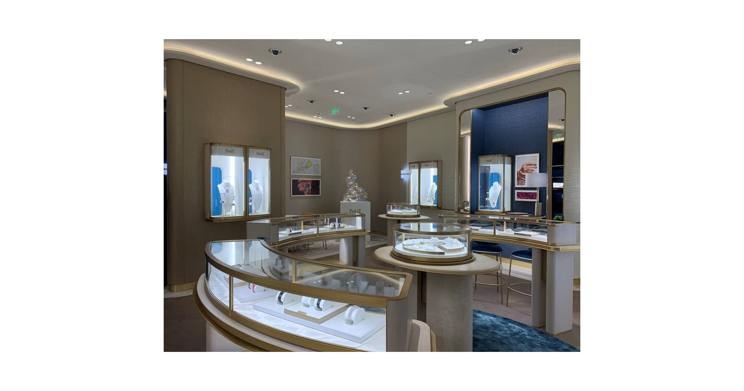 Piaget Boutique Shanghai Plaza 66 Luxury Watches Jewellery