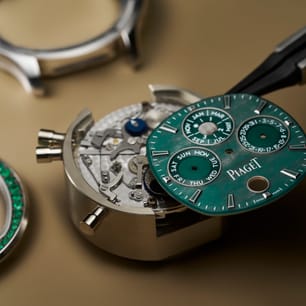 Assembling the watch dial and movement