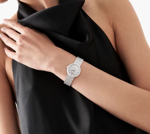 Piaget Introduces the Thinnest Mechanical Watch Ever | SJX Watches